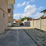 House Varna-1 Pensiune Krapeț