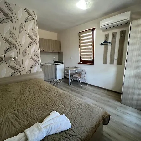 House Varna-1 3* Krapets (Dobrich)