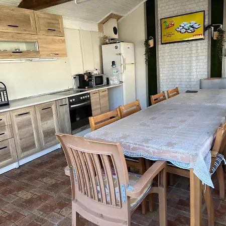 Casa de hóspedes House Varna-1 Krapets (Dobrich)