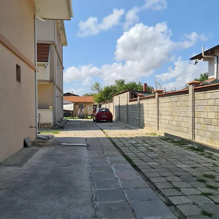 House Varna-1 Gæstehus Krapets (Dobrich)