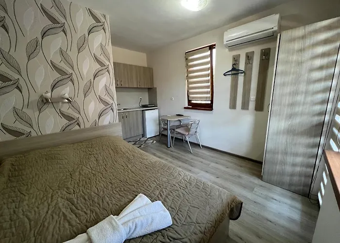 House Varna-1 3* Krapets (Dobrich)