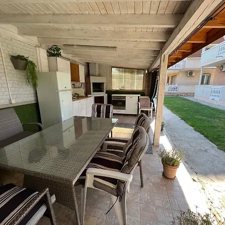 House Varna-1 Affittacamere *