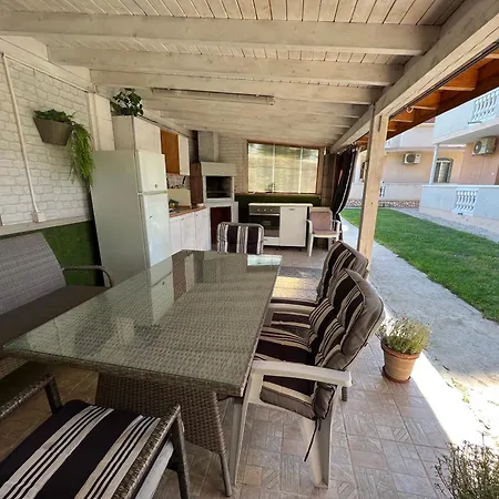 House Varna-1
