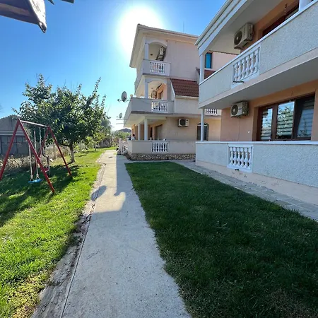 ゲストハウス House Varna-1 クラペッツ