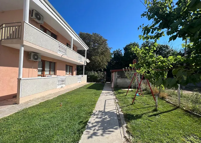 House Varna-1 3* Krapets (Dobrich)